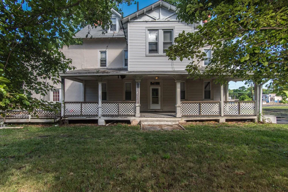 169 STATE ROAD Bensalem, PA 19020