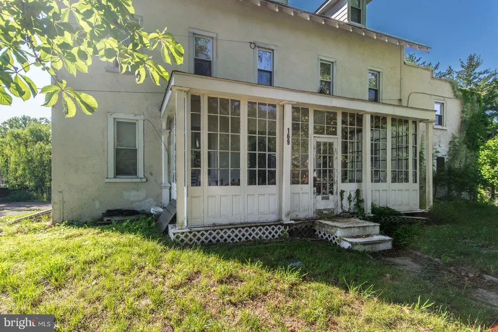 169 STATE ROAD Bensalem, PA 19020