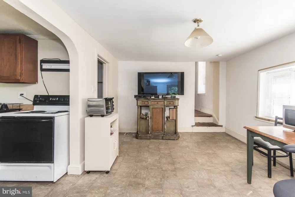 169 STATE ROAD Bensalem, PA 19020