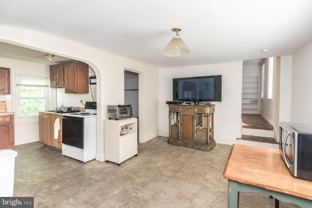 169 STATE ROAD Bensalem, PA 19020