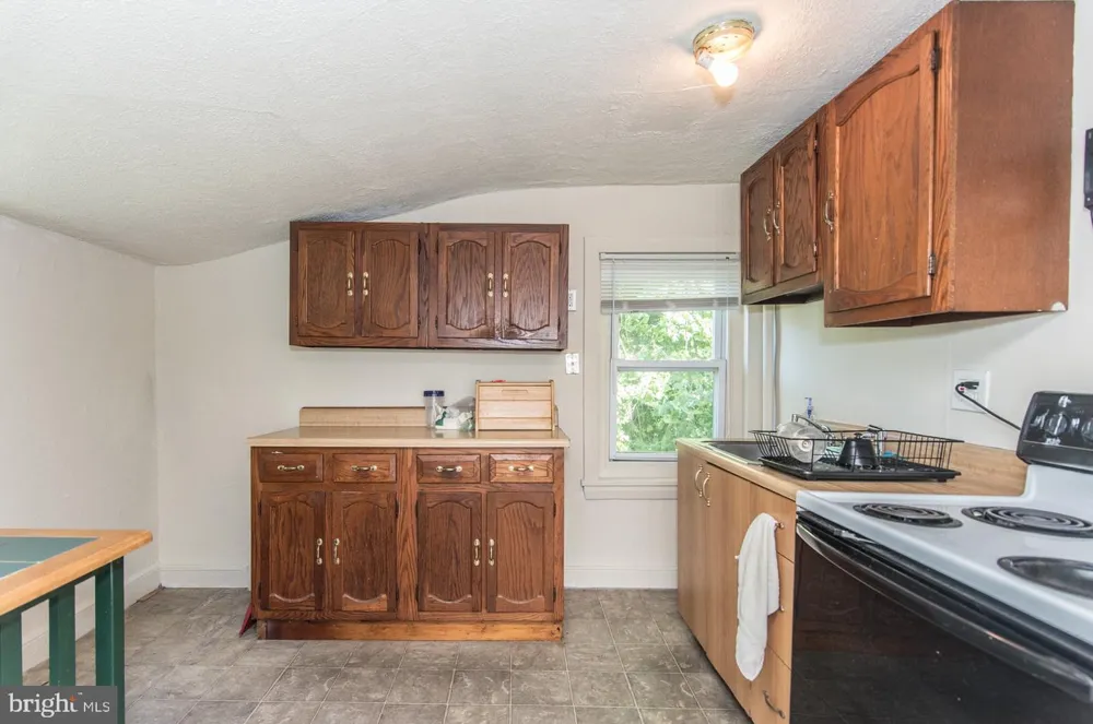 169 STATE ROAD Bensalem, PA 19020