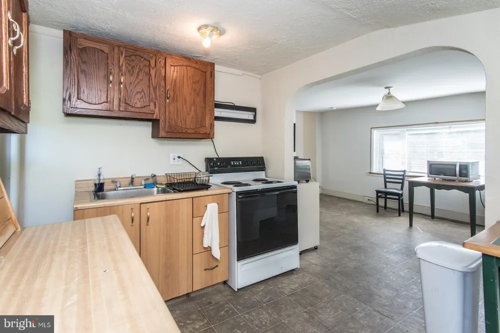 169 STATE ROAD Bensalem, PA 19020