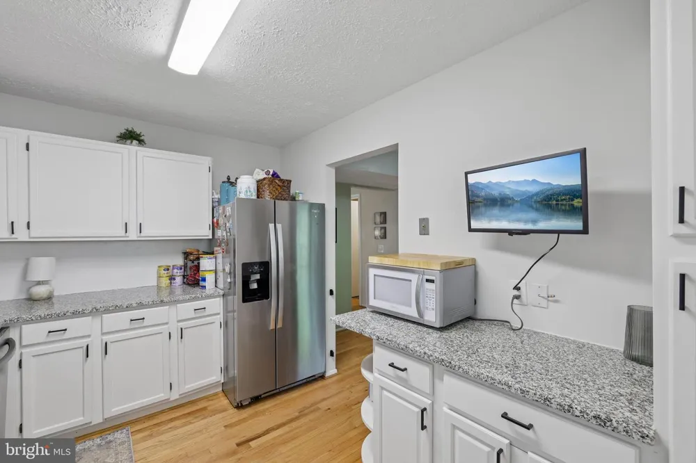 1174 GATOR COURT #219 Arnold, MD 21012