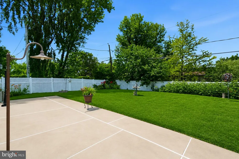 4765 BONNIE BRAE ROAD Baltimore, MD 21208