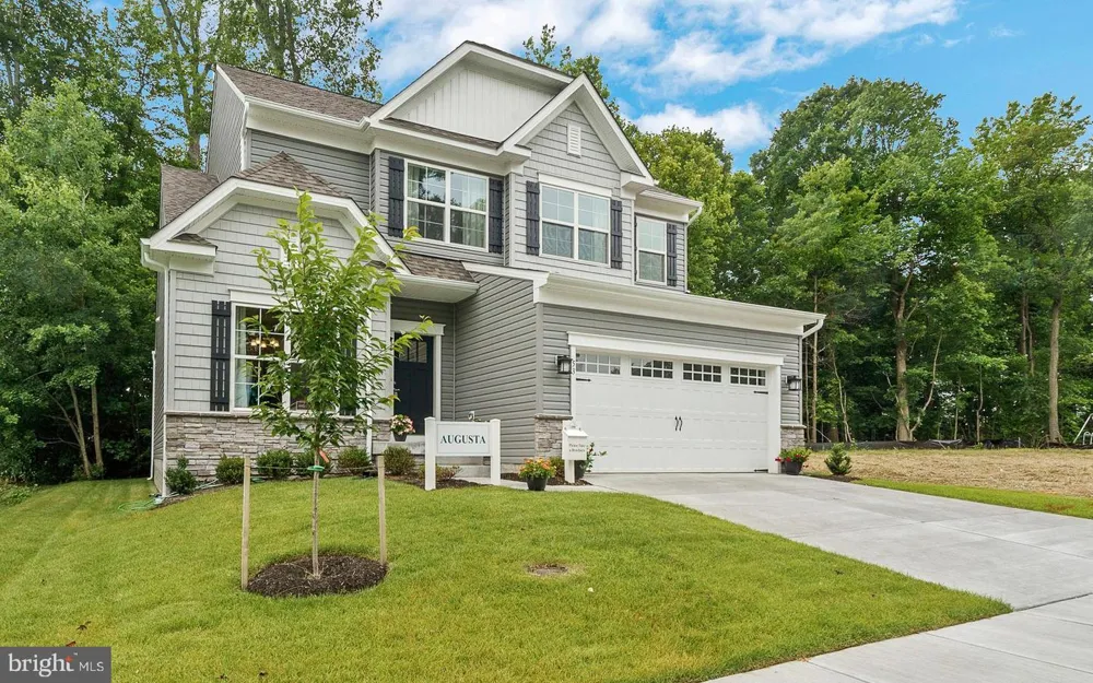 ARNOLD ROAD Glenville, PA 17329