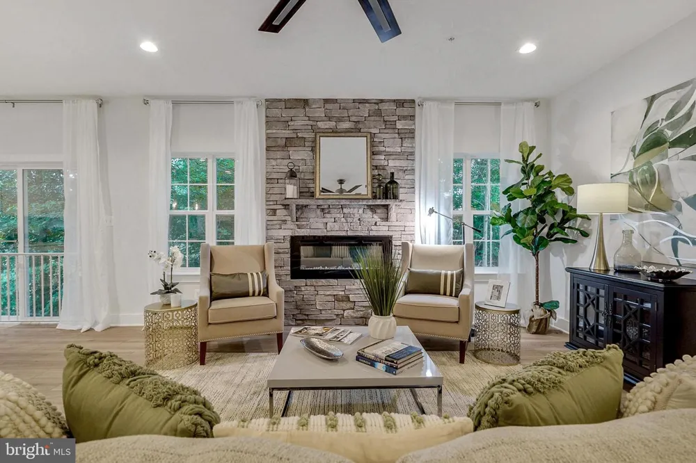 ARNOLD ROAD Glenville, PA 17329