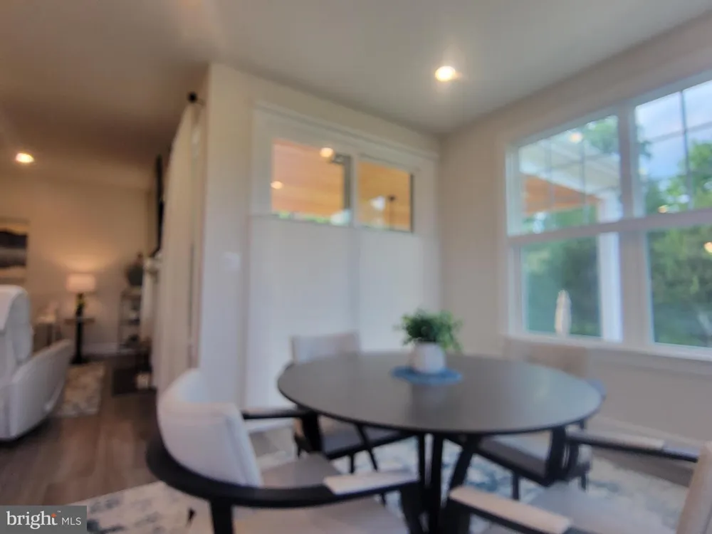 42356 NATCHEZ DRIVE Leesburg, VA 20175