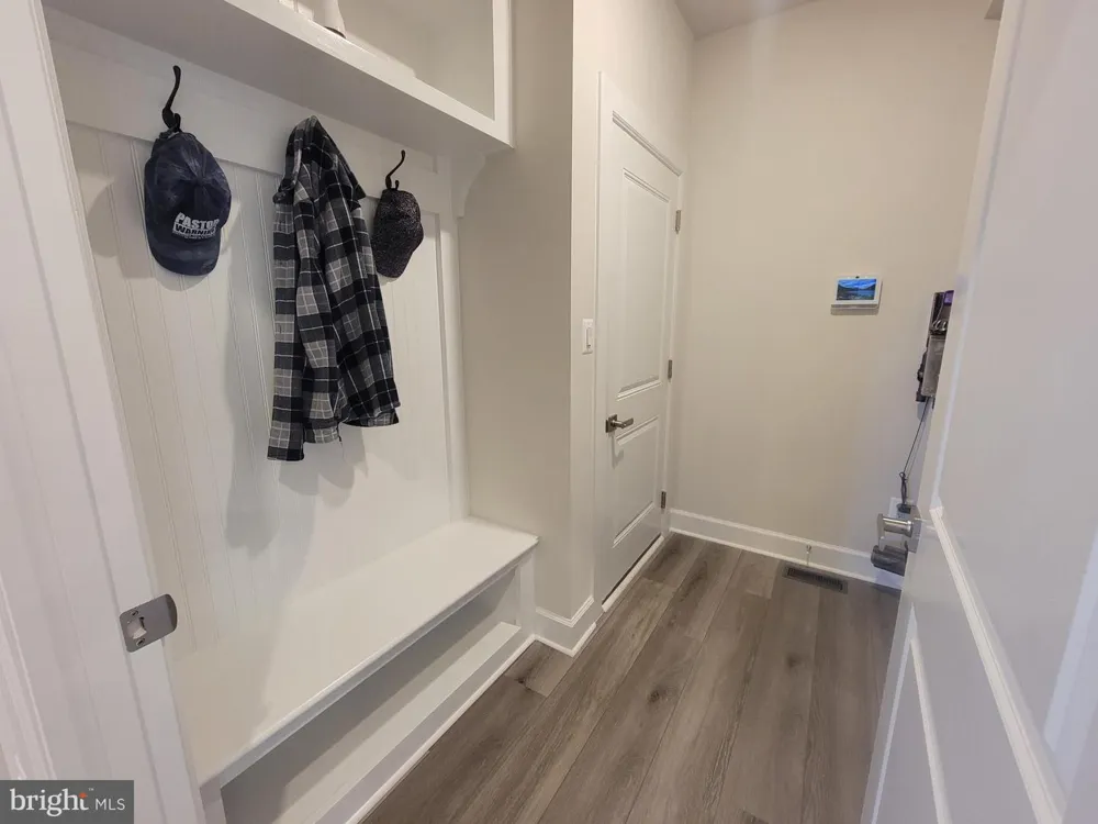 42356 NATCHEZ DRIVE Leesburg, VA 20175