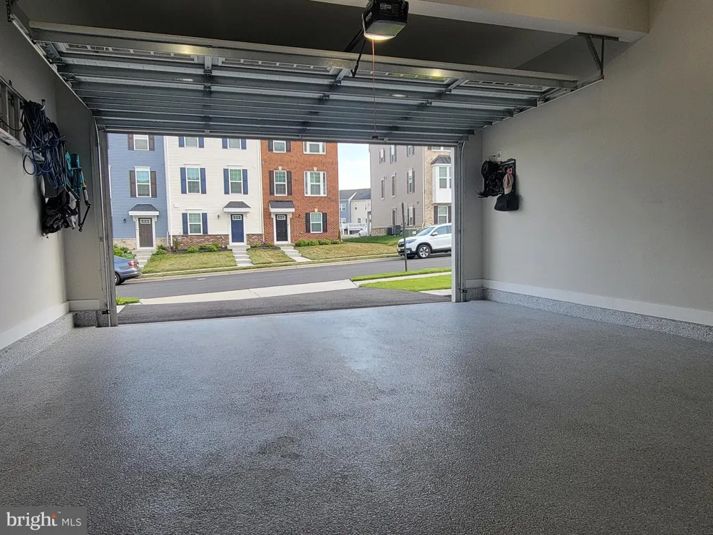 42356 NATCHEZ DRIVE Leesburg, VA 20175