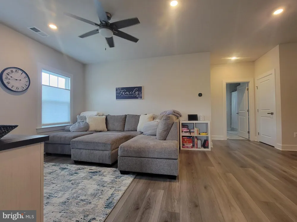 42356 NATCHEZ DRIVE Leesburg, VA 20175