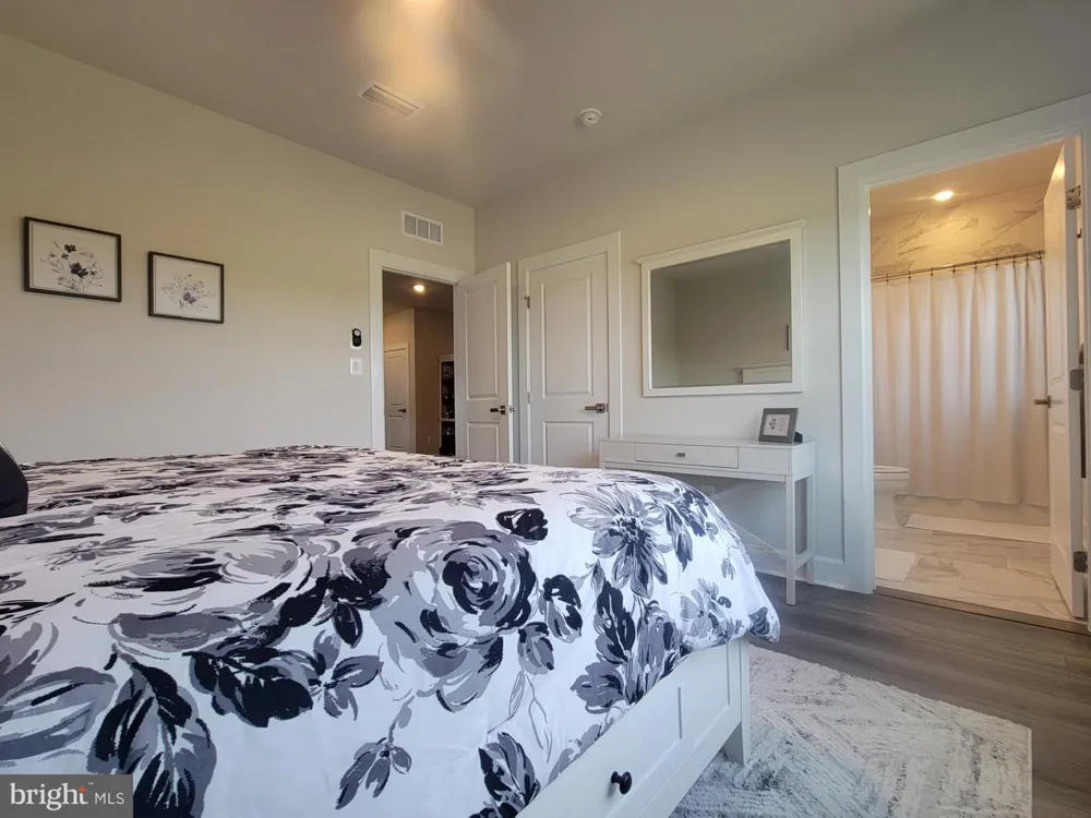 42356 NATCHEZ DRIVE Leesburg, VA 20175