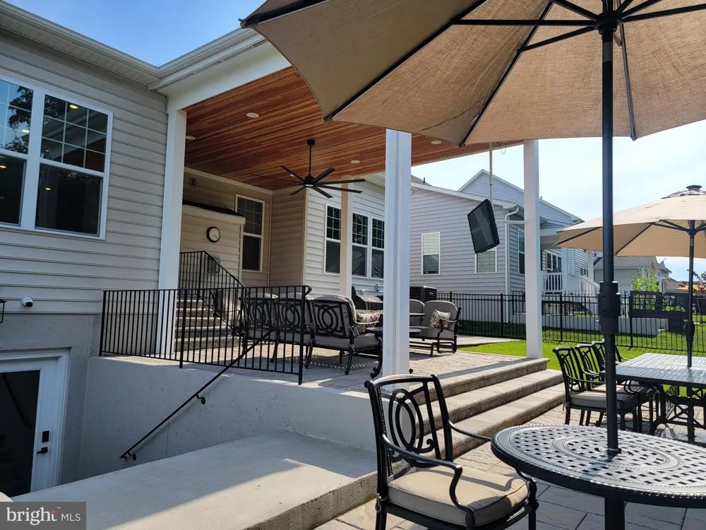 42356 NATCHEZ DRIVE Leesburg, VA 20175