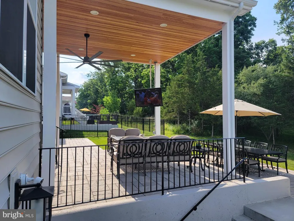 42356 NATCHEZ DRIVE Leesburg, VA 20175