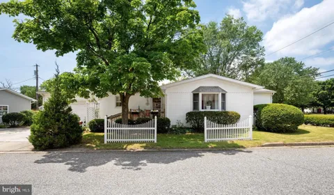 302 TYLER AVENUE