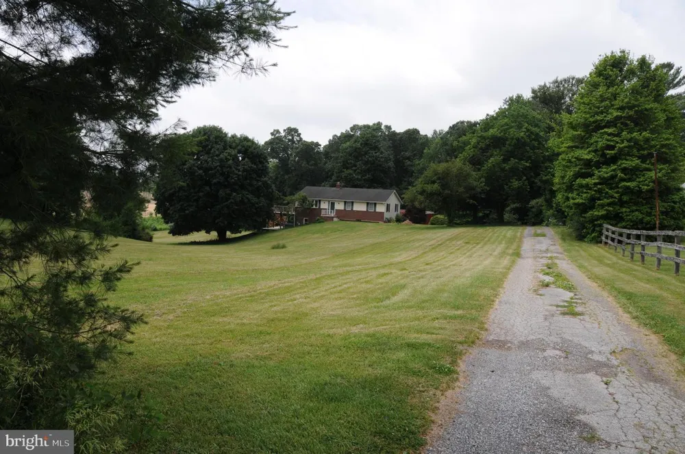 20408 OLD YORK ROAD White Hall, MD 21161