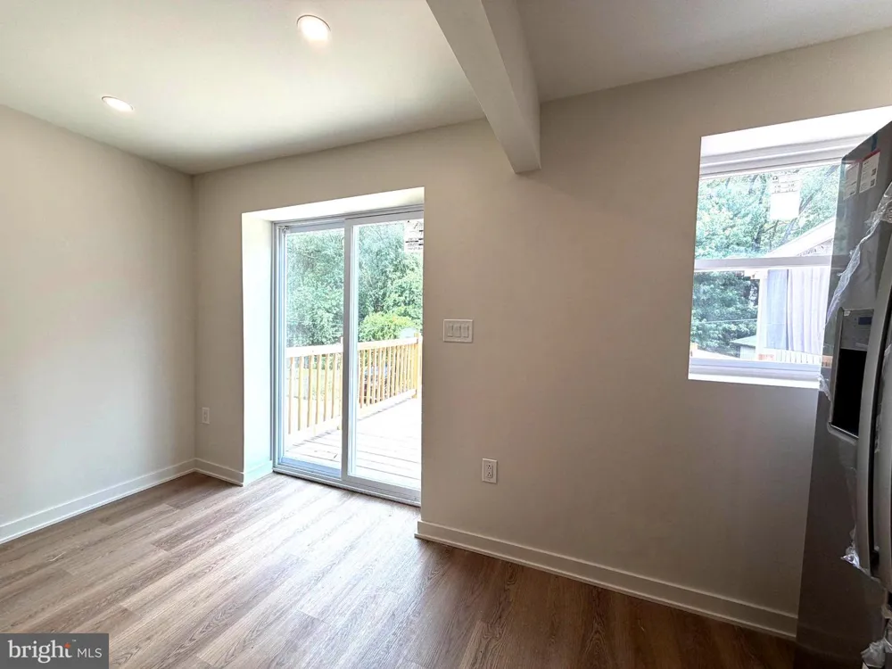 1162 TAYLOR DRIVE Folcroft, PA 19032
