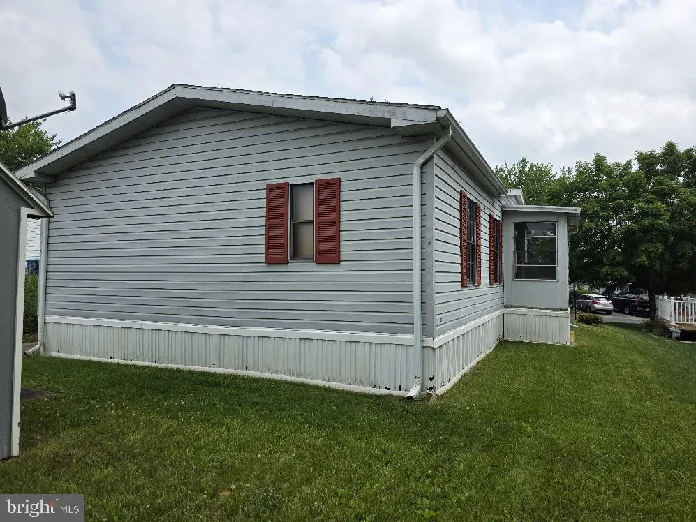 49 MEADOW RUN PLACE Harrisburg, PA 17112