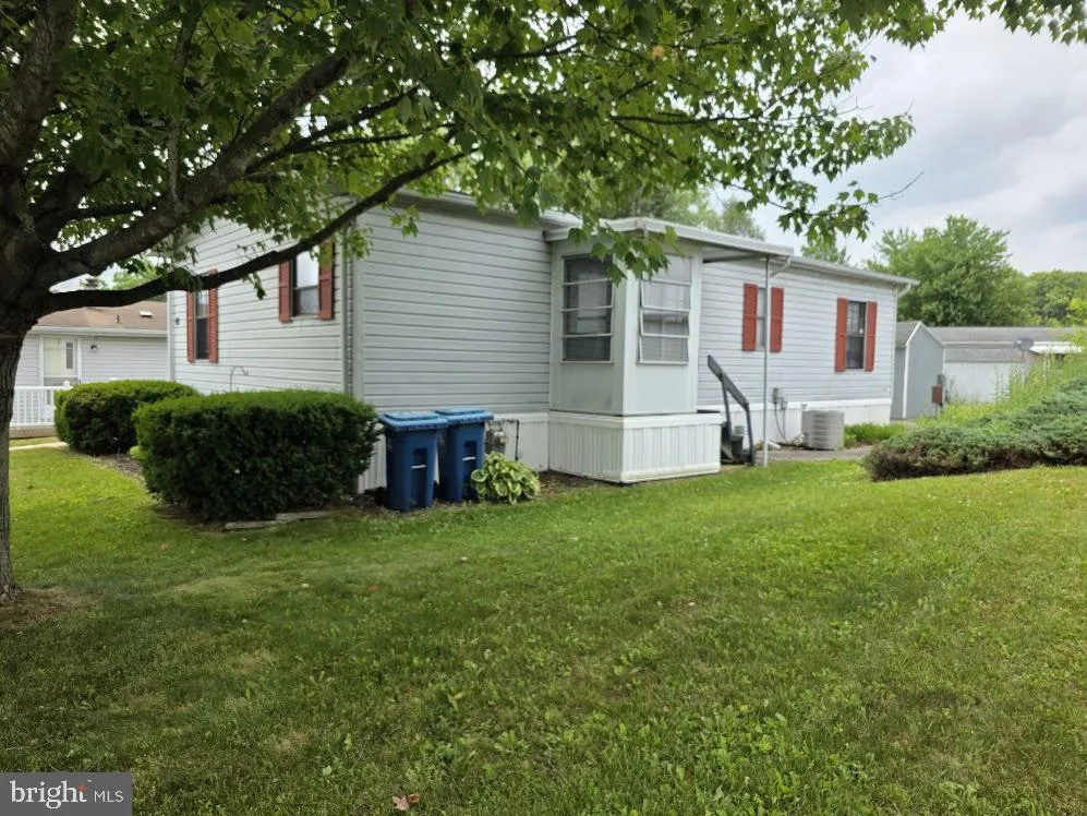 49 MEADOW RUN PLACE Harrisburg, PA 17112
