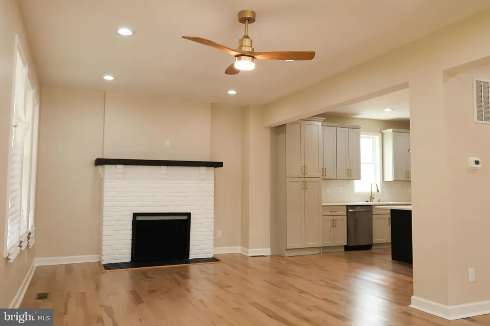4413 SPRINGDALE AVENUE Baltimore, MD 21207