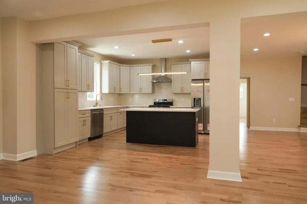 4413 SPRINGDALE AVENUE Baltimore, MD 21207