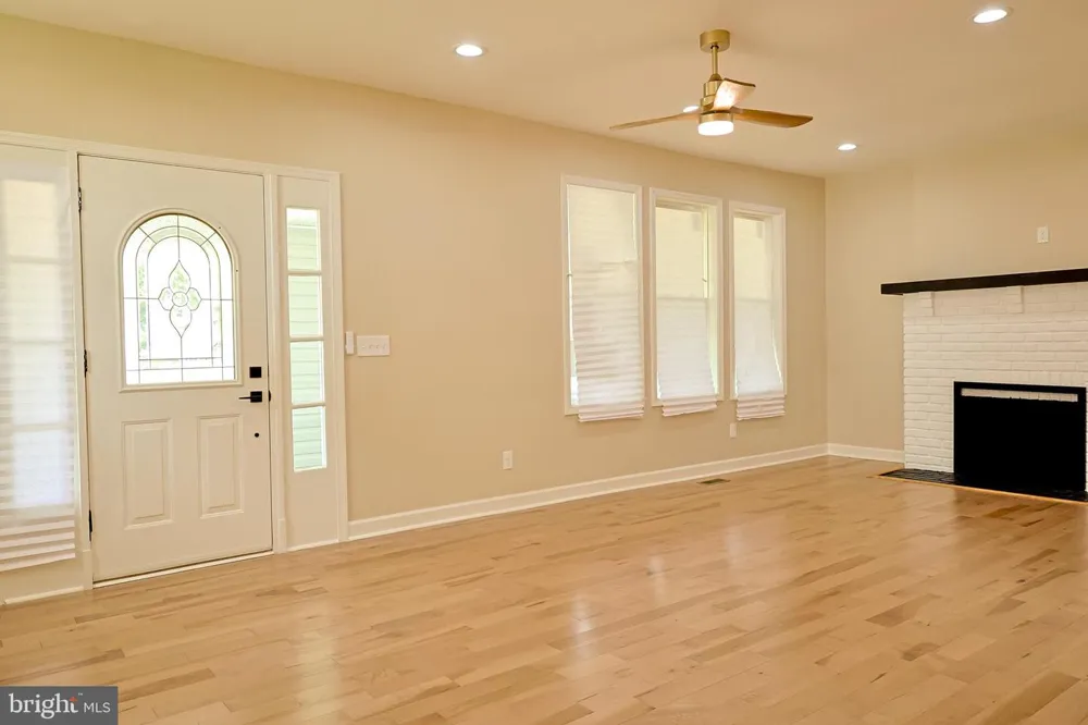 4413 SPRINGDALE AVENUE Baltimore, MD 21207