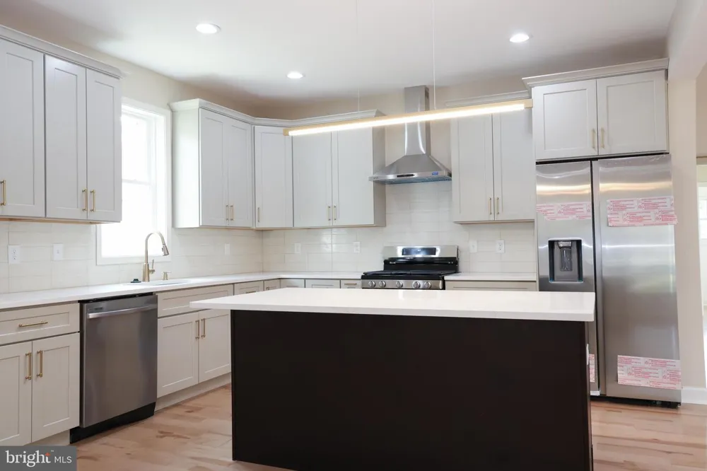 4413 SPRINGDALE AVENUE Baltimore, MD 21207