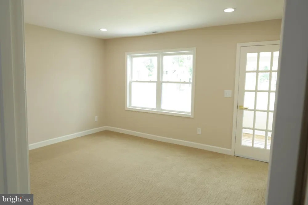 4413 SPRINGDALE AVENUE Baltimore, MD 21207