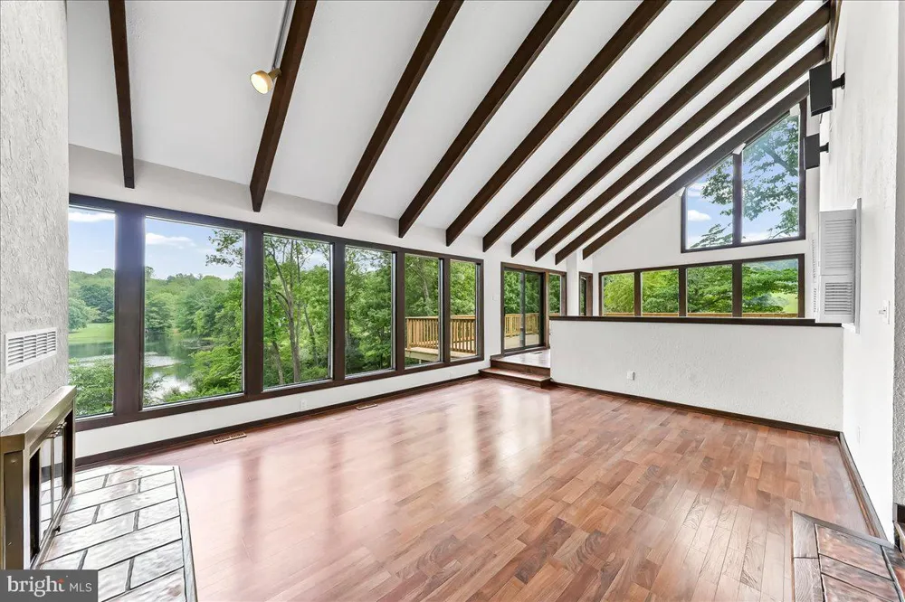 70 HEYBURN ROAD Chadds Ford, PA 19317
