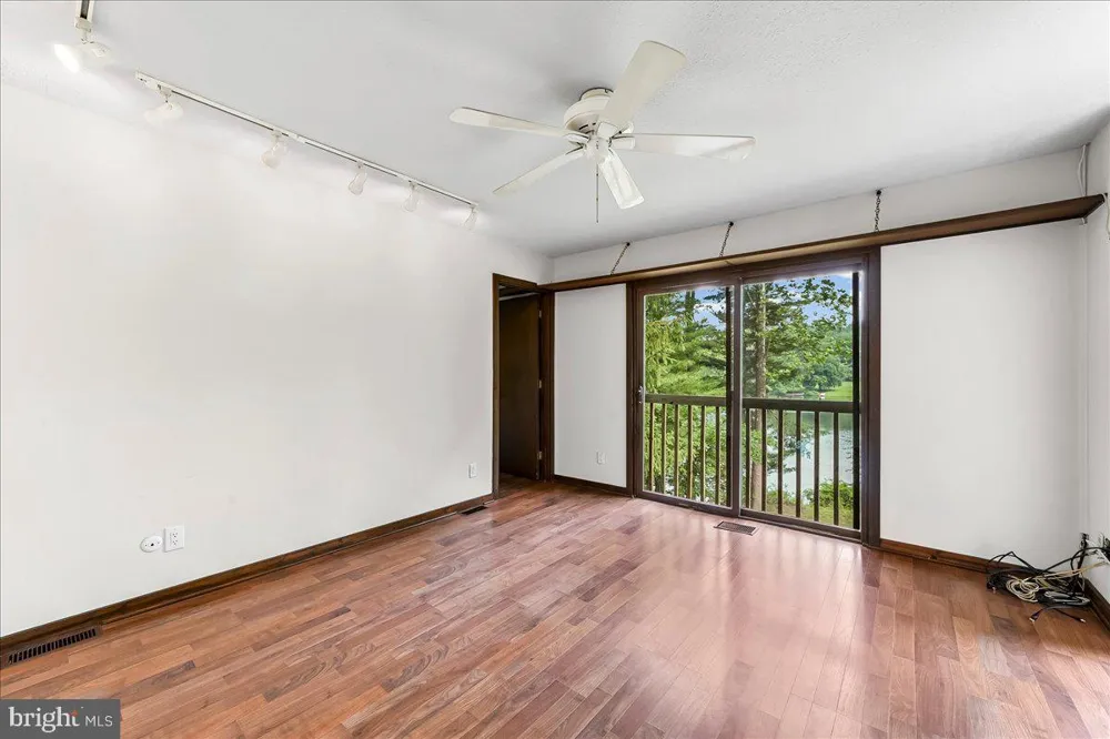 70 HEYBURN ROAD Chadds Ford, PA 19317
