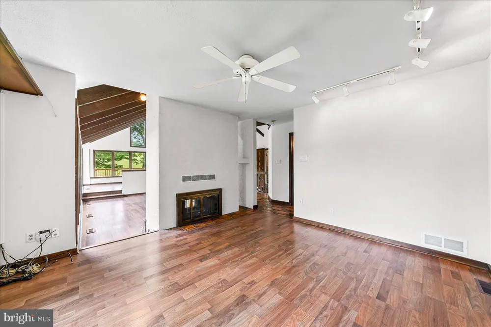 70 HEYBURN ROAD Chadds Ford, PA 19317