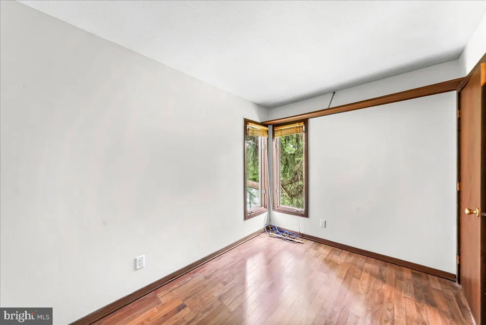 70 HEYBURN ROAD Chadds Ford, PA 19317