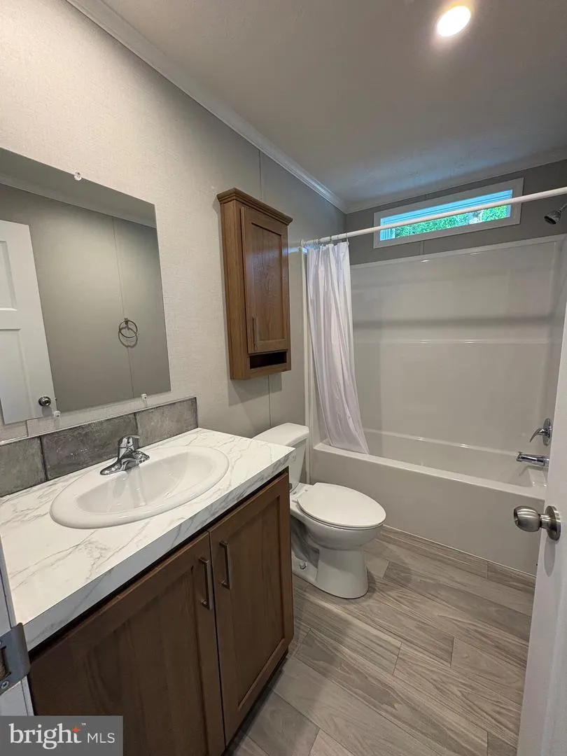 65 FOREST DRIVE Pennsville, NJ 08070