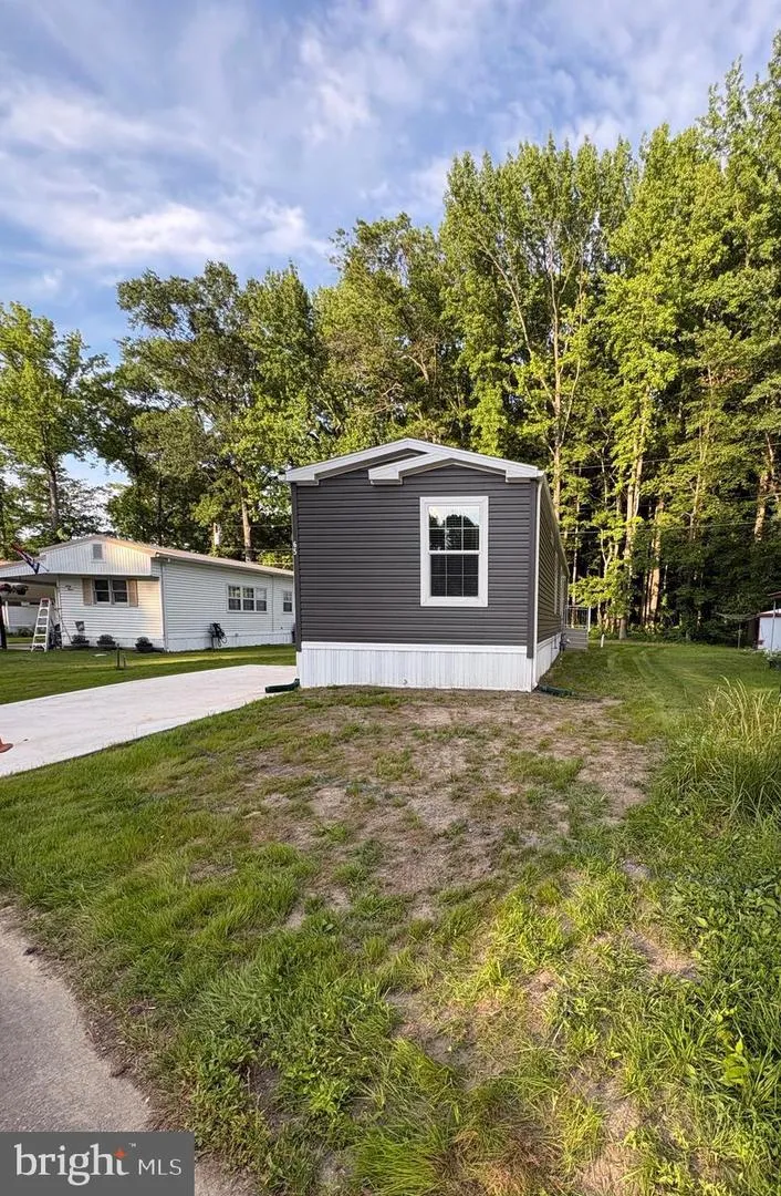 65 FOREST DRIVE Pennsville, NJ 08070
