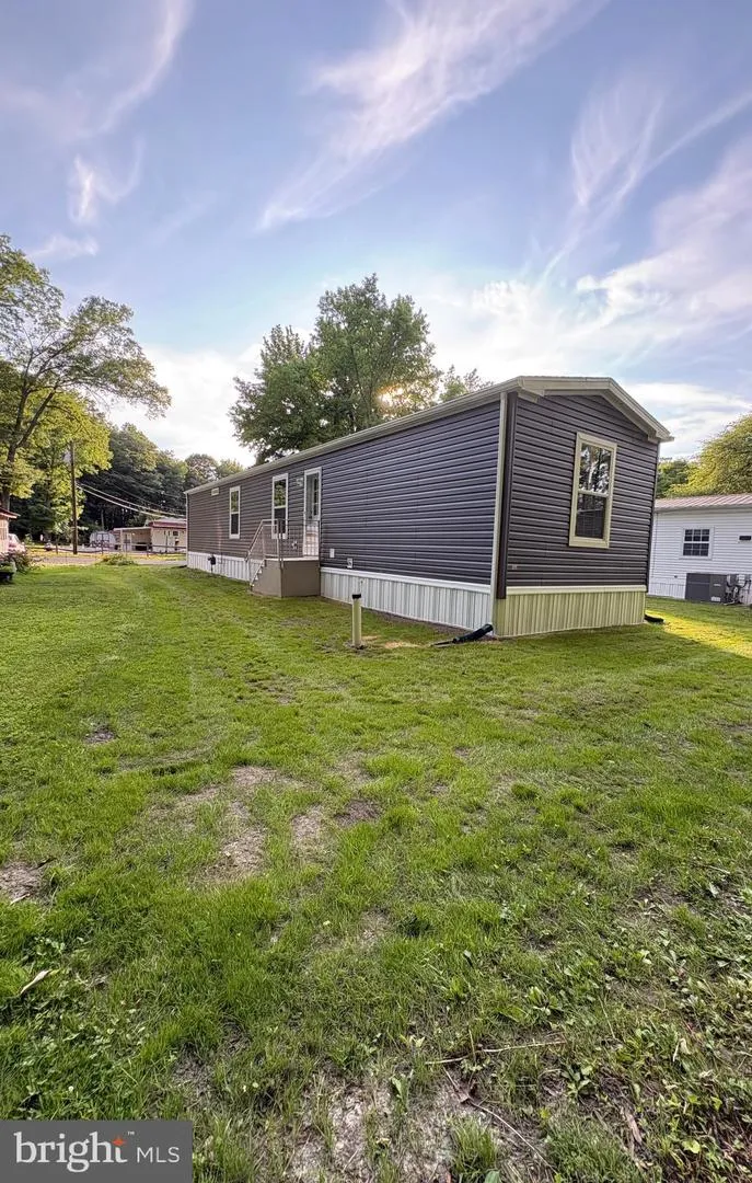 65 FOREST DRIVE Pennsville, NJ 08070