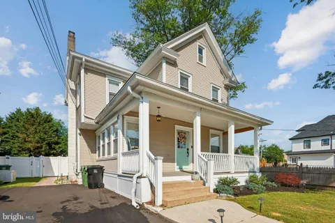 16 HIGHLAND TERRACE