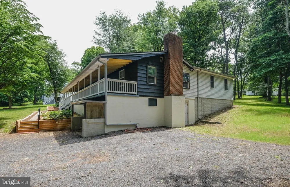318 ULYSSES WAY Linden, VA 22642
