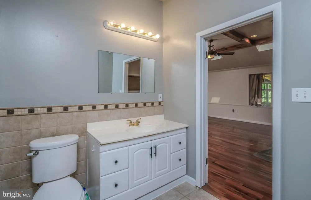 318 ULYSSES WAY Linden, VA 22642