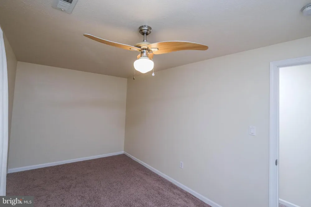 318 ULYSSES WAY Linden, VA 22642
