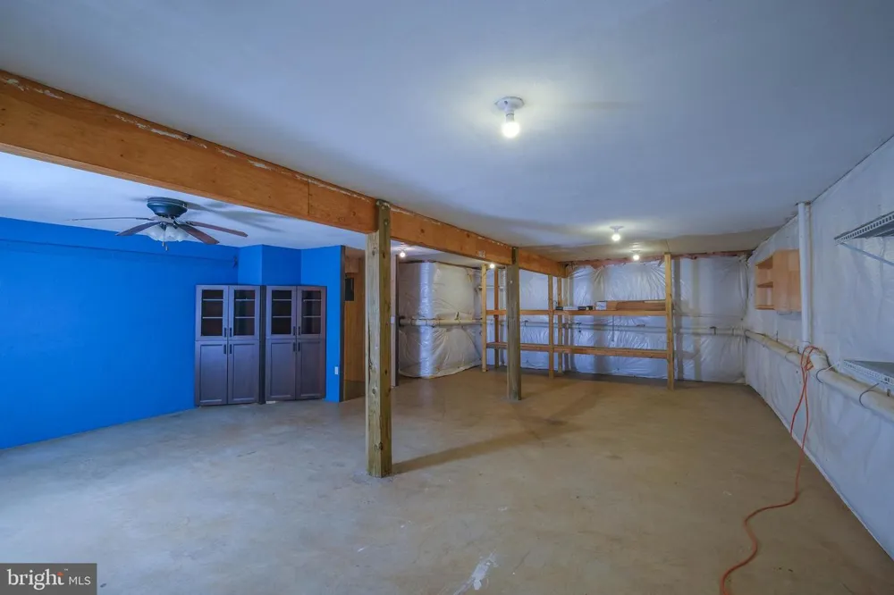 318 ULYSSES WAY Linden, VA 22642
