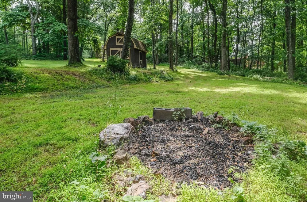 318 ULYSSES WAY Linden, VA 22642