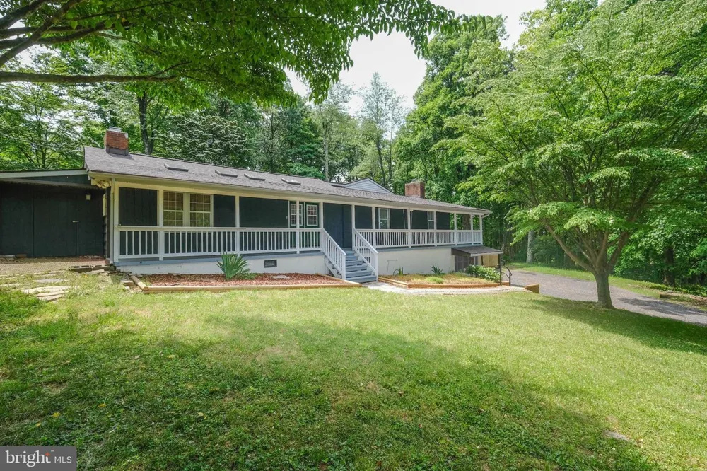 318 ULYSSES WAY Linden, VA 22642