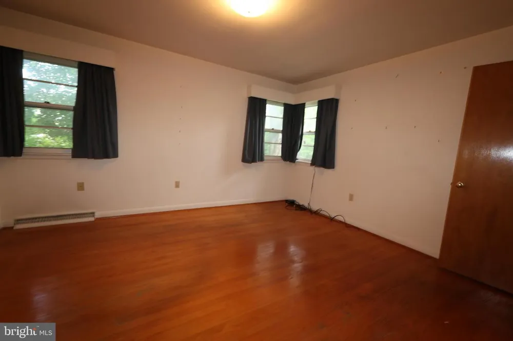 12919 THE TERRACE Hagerstown, MD 21742