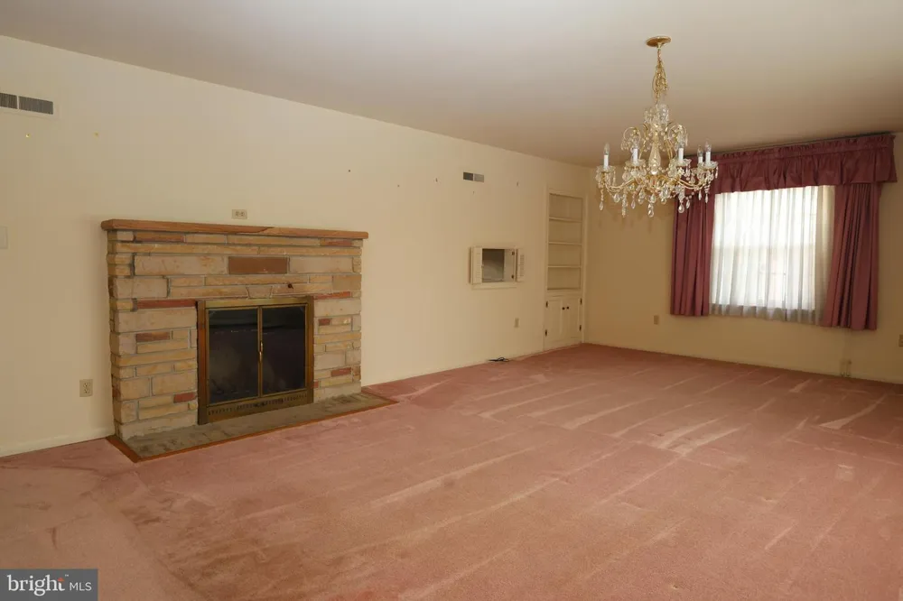 12919 THE TERRACE Hagerstown, MD 21742