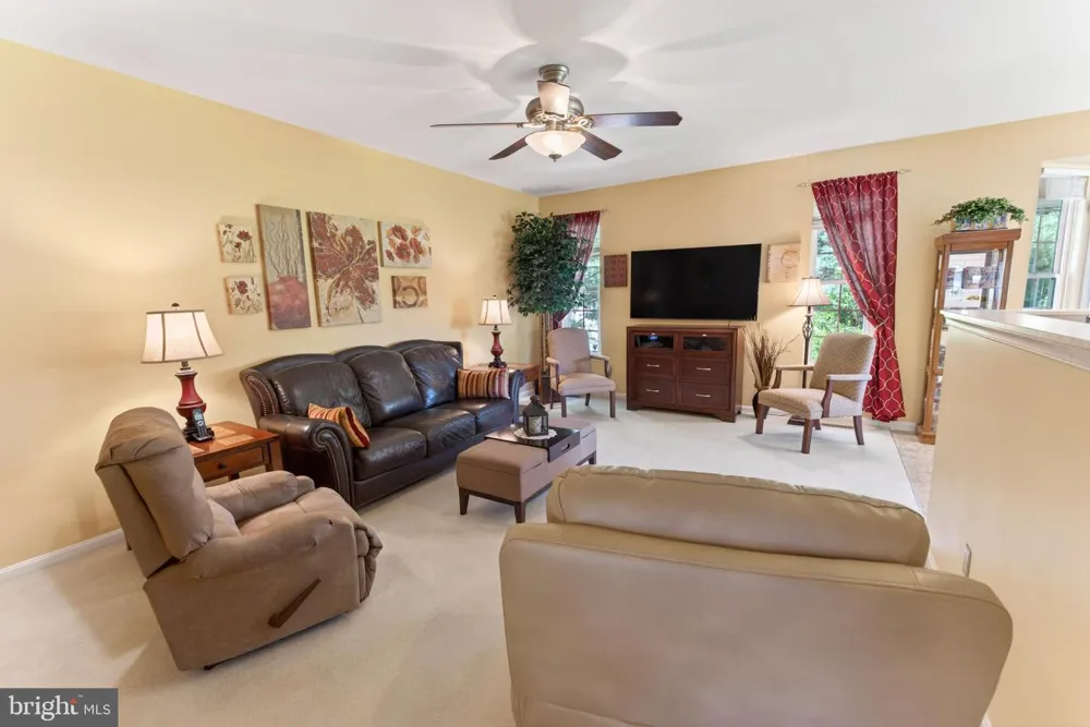 19 WATERFORD LANE Selbyville, DE 19975