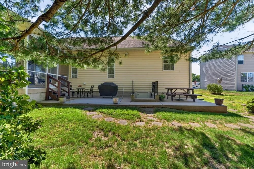 19 WATERFORD LANE Selbyville, DE 19975