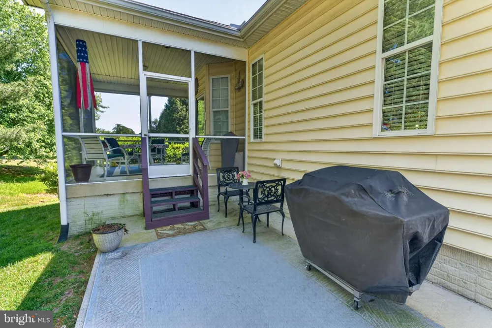 19 WATERFORD LANE Selbyville, DE 19975