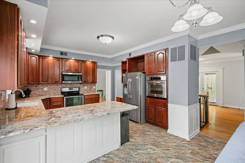 4724 POLE ROAD Alexandria, VA 22309