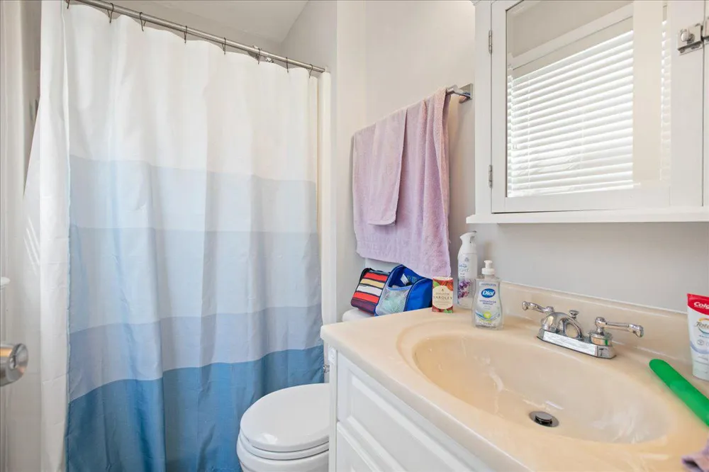 4724 POLE ROAD Alexandria, VA 22309