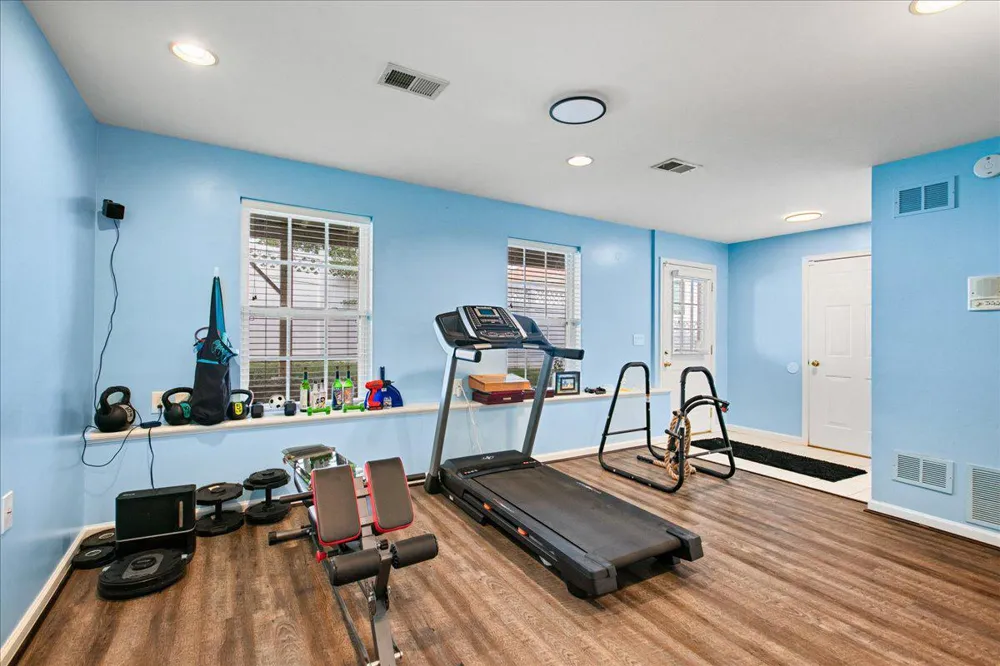 4724 POLE ROAD Alexandria, VA 22309