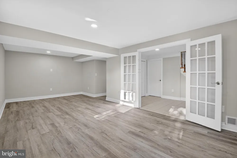4305 BEL PRE ROAD Rockville, MD 20853